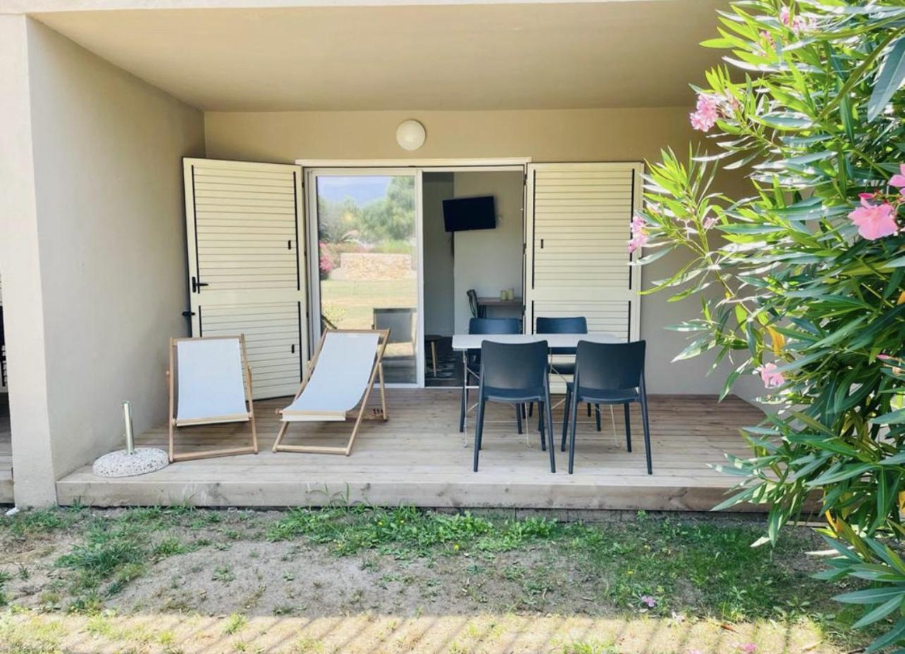 Fiori Di Cala Rossa Residence Hoteliere Леччи Экстерьер фото